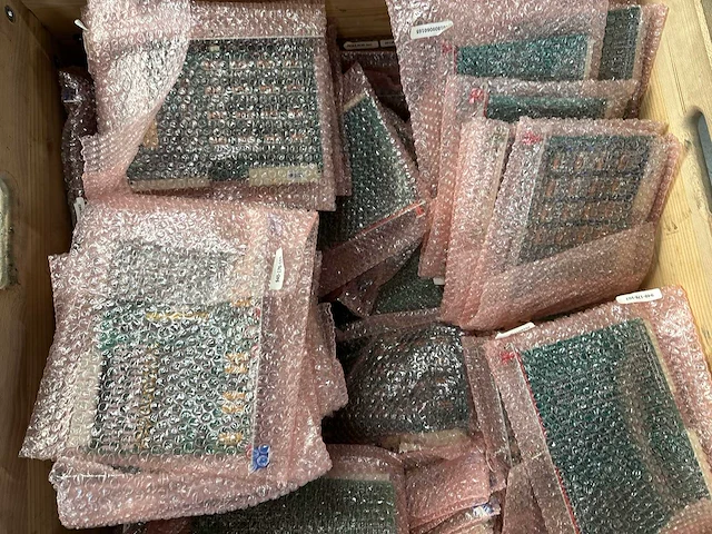 Sattcontrol - partij industriële printplaten en besturingsmodules 77kg - afbeelding 3 van  6
