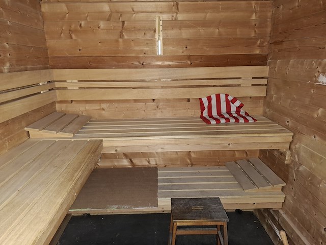 Sauna - afbeelding 10 van  11