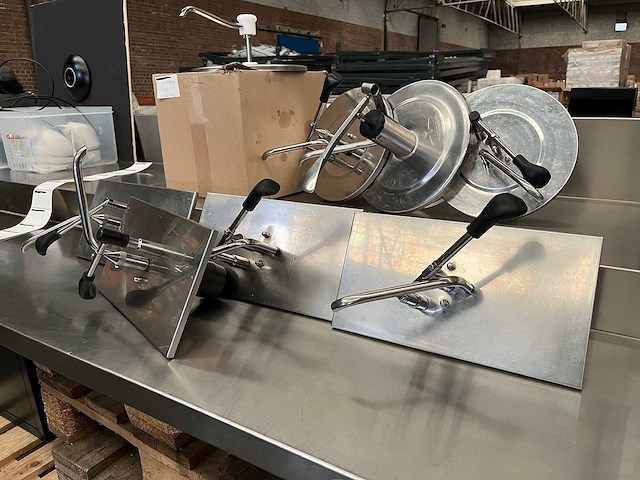 Sauspomp (8x) - afbeelding 1 van  5