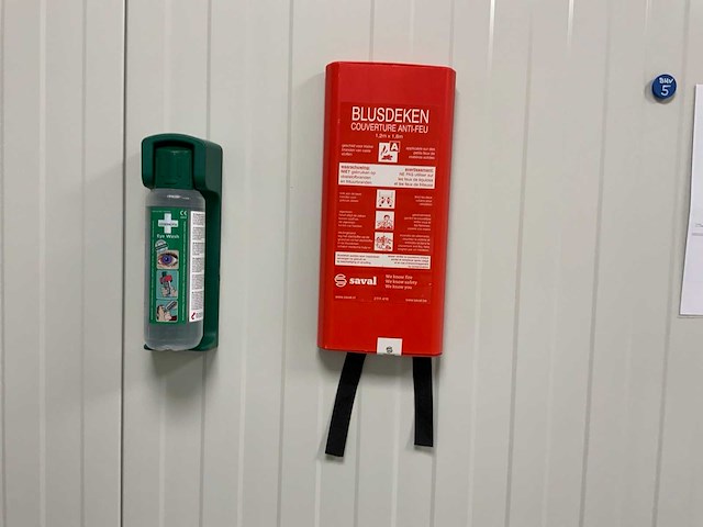 Saval blusdeken met cederroth oogdouche - afbeelding 2 van  4