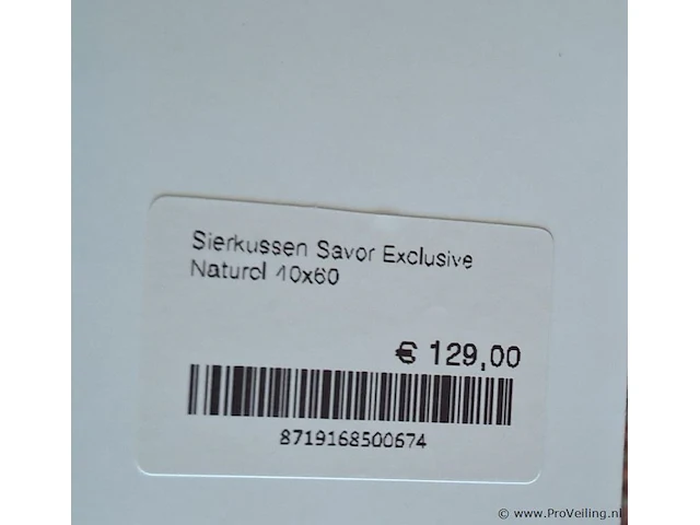 Savor exclusive sierkussen natural - 10x60cm - afbeelding 2 van  2