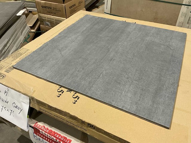 Savoy dunkelgrau 600x600 vloertegel 89m² - afbeelding 3 van  8