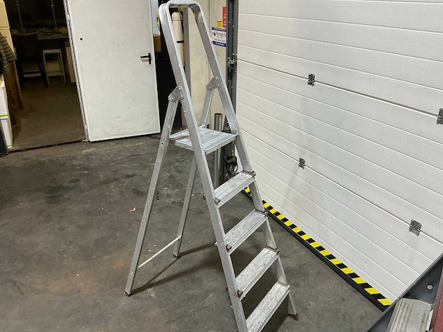 Sawor 4 treden werktrap - afbeelding 2 van  5