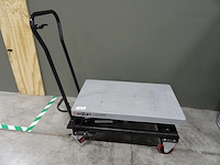 Saxlift - izd150 - mobiele heftafel