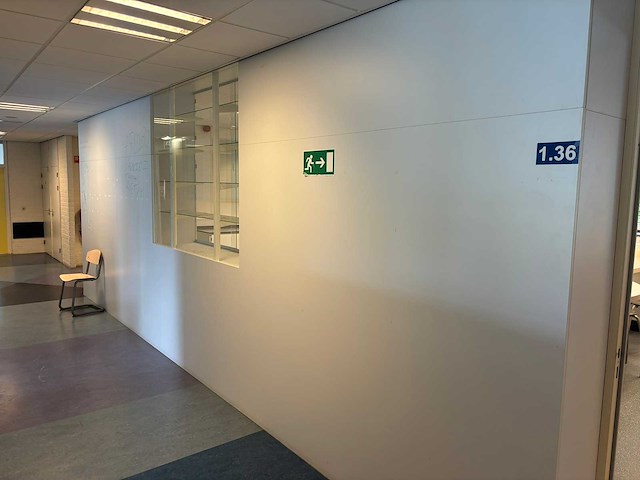 S+b - laboratorium kastenwand - afbeelding 6 van  6