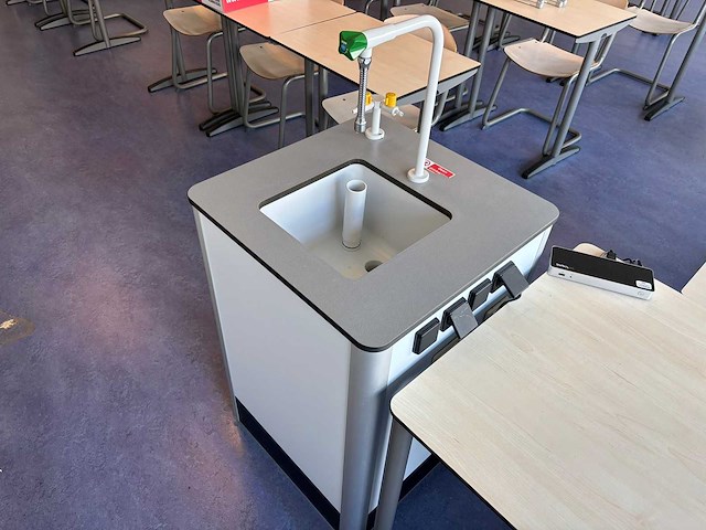 S+b - laboratorium werkstation - afbeelding 2 van  6
