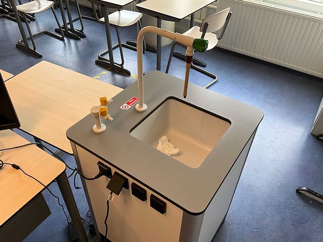 S+b - laboratorium werkstation - afbeelding 4 van  6
