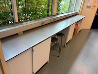 S+b - laboratorium werktafel - afbeelding 1 van  3