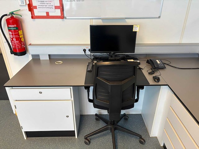 S+b - laboratorium werktafel - afbeelding 7 van  7