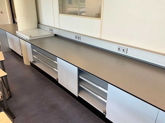 S+b - laboratorium werktafel - afbeelding 2 van  7