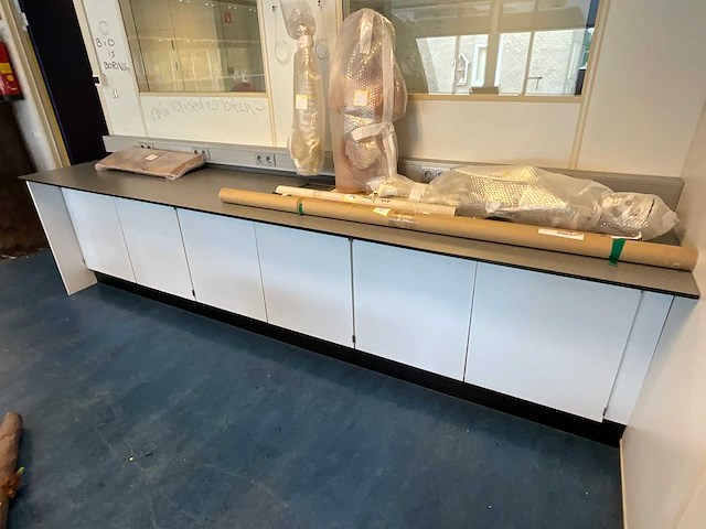S+b - laboratorium werktafel - afbeelding 3 van  3