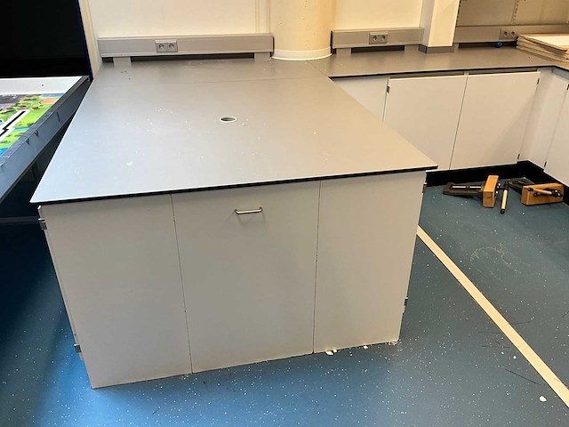 S+b - laboratorium werktafel - afbeelding 2 van  4