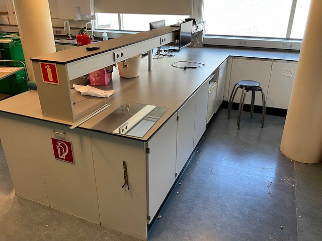 S+b - laboratorium werktafel - afbeelding 2 van  7