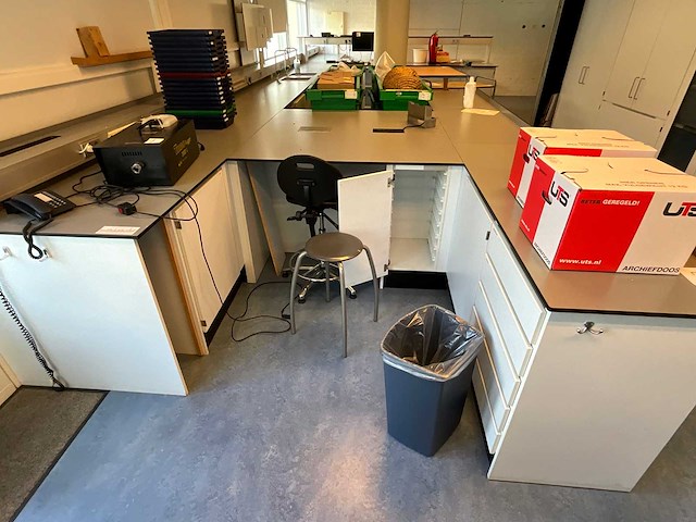 S+b - laboratorium werktafel - afbeelding 6 van  7
