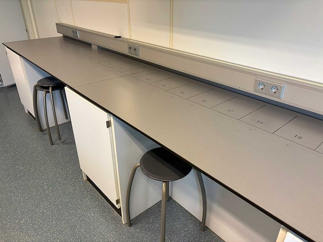 S+b - laboratorium werktafel - afbeelding 4 van  4
