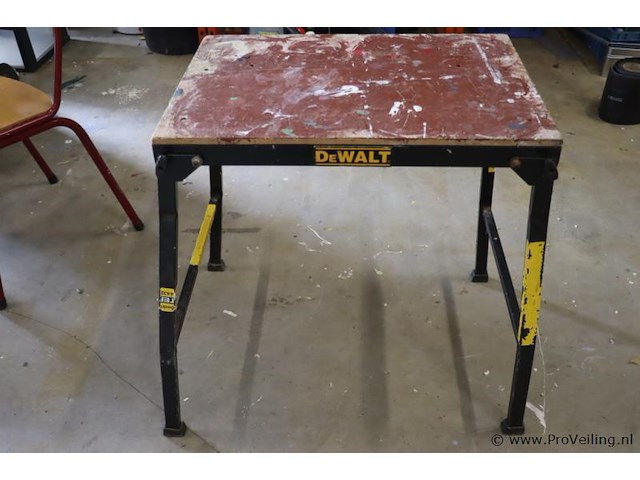 Sbd dewalt opvouwbare werktafel - afbeelding 3 van  6