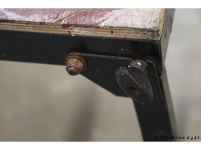 Sbd dewalt opvouwbare werktafel - afbeelding 5 van  6