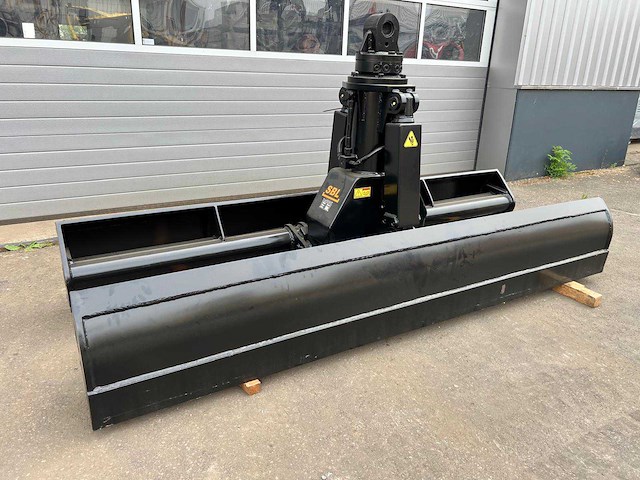 Sbl clamshell grapple - afbeelding 1 van  3