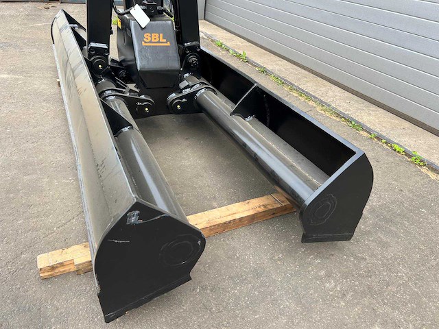 Sbl clamshell grapple - afbeelding 2 van  3
