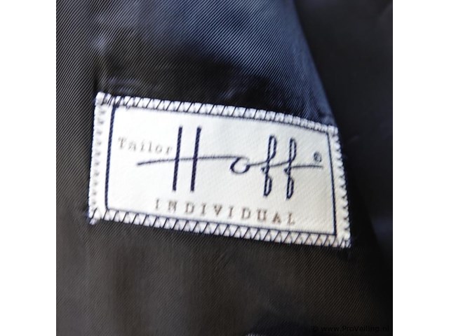 Scabal met hoogwaardig vakmanschap en gebruik van zeer luxe stoffen gemaakt maatpak - afbeelding 3 van  5