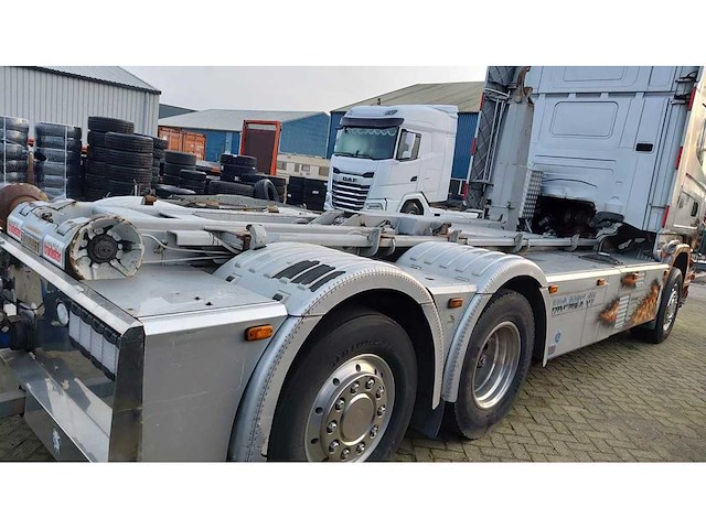 Scania - - vrachtwagen - afbeelding 4 van  4
