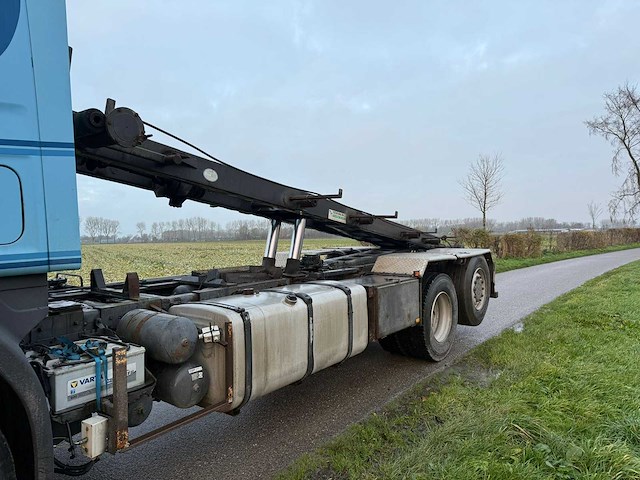 Scania - 164 gb6x2na 480 nch 20t - vrachtwagen - afbeelding 4 van  12