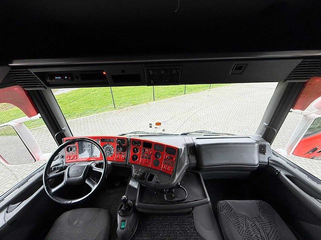 Scania - 164.480 - v8 - retarder - 2003 - vrachtwagen - afbeelding 25 van  39