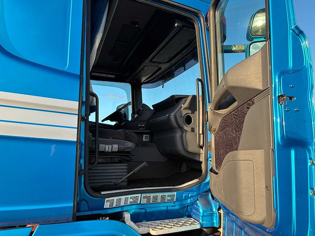 Scania - 2003 - 164l 580 - vrachtwagen - afbeelding 2 van  21