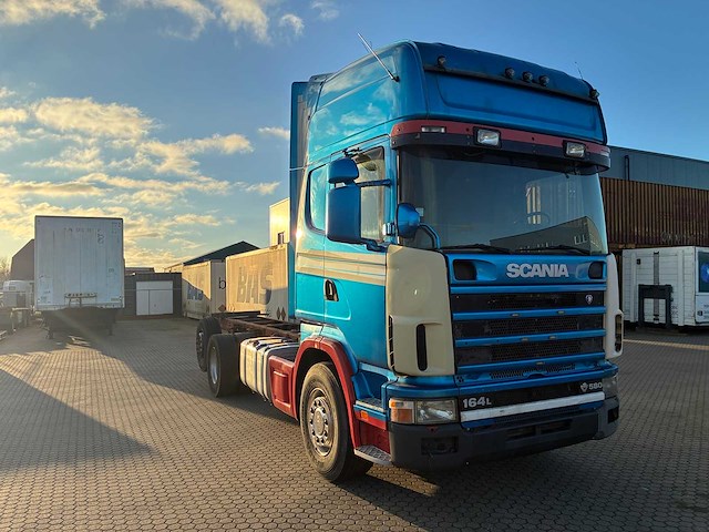 Scania - 2003 - 164l 580 - vrachtwagen - afbeelding 1 van  21