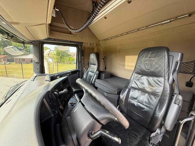 Scania - 2007 - r500 - steering pusher - manuel - retarder - leather - topline - vrachtwagen - afbeelding 13 van  29