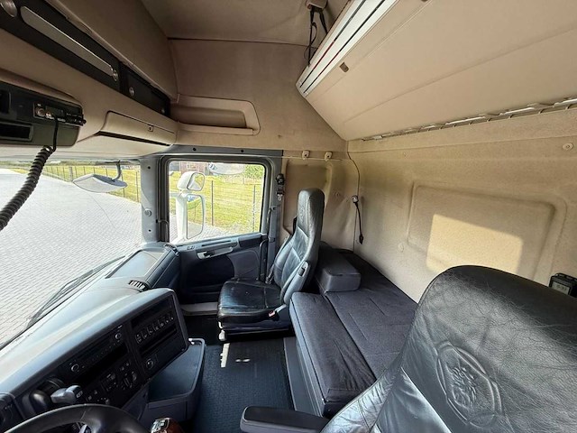 Scania - 2007 - r500 - steering pusher - manuel - retarder - leather - topline - vrachtwagen - afbeelding 16 van  29