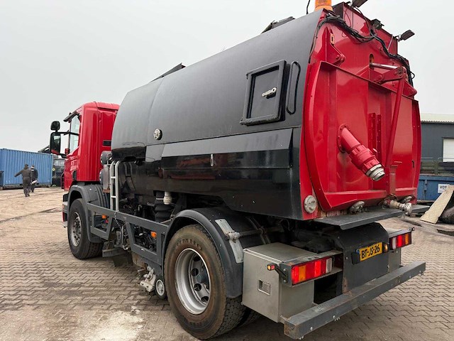 Scania - 2007 - veegmachine - vrachtwagen - afbeelding 5 van  19