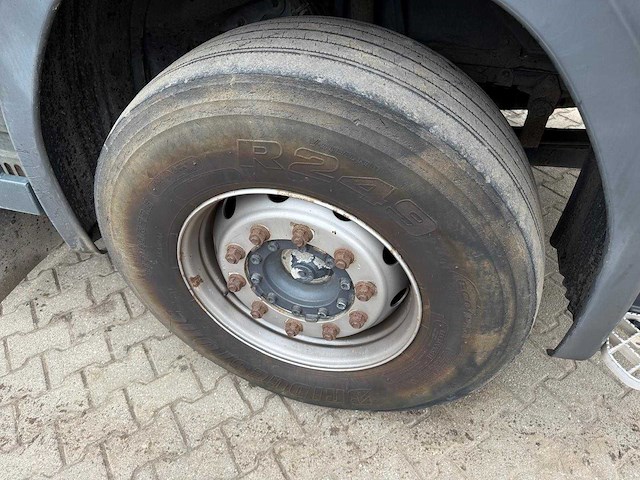 Scania - 2007 - veegmachine - vrachtwagen - afbeelding 14 van  19