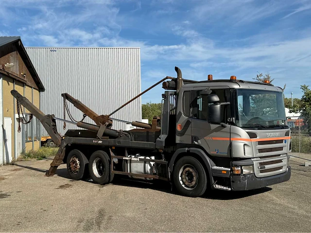 Scania - 2009 - p360 - vrachtwagen - afbeelding 40 van  43