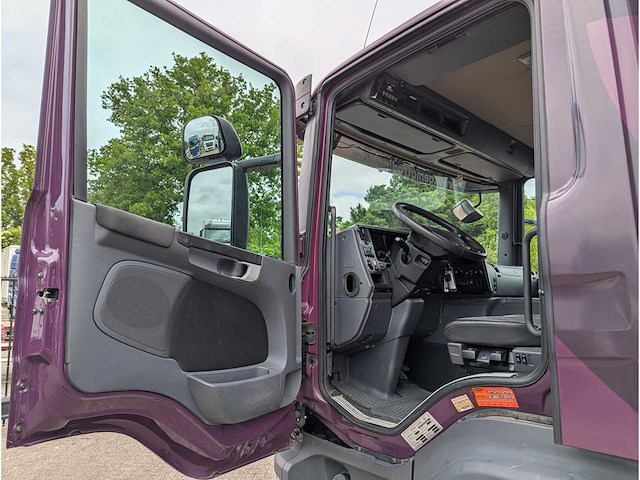 Scania - 2012 - p230 - vrachtwagen - afbeelding 27 van  49
