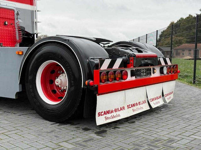 Scania - 2012 - r560 v8 - vrachtwagen - show - top - leren stoelen - retarder - handgeschakeld - afbeelding 6 van  24