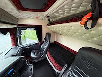 Scania - 2012 - r560 v8 - vrachtwagen - show - top - leren stoelen - retarder - handgeschakeld - afbeelding 14 van  24