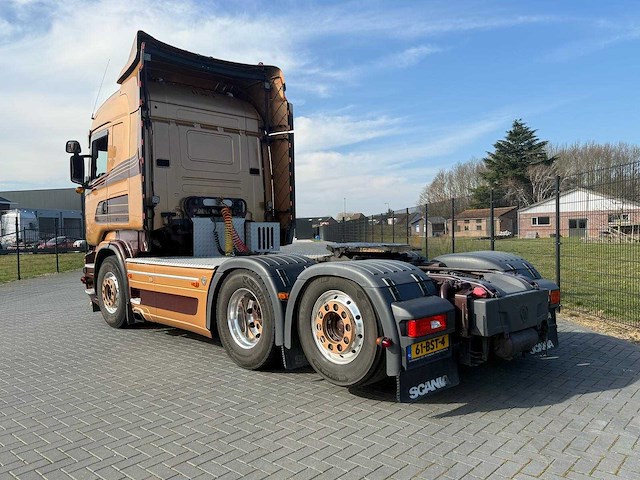 Scania - 2013 - r730 - 61-bst-4 - v8, showtruck vollucht, retarder, hydrauliek, boogie, alu wielen, leer - afbeelding 4 van  33