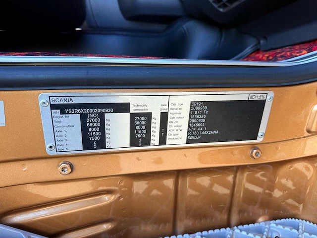 Scania - 2013 - r730 - 61-bst-4 - v8, showtruck vollucht, retarder, hydrauliek, boogie, alu wielen, leer - afbeelding 26 van  33