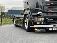Scania - 2015 - r520 - show truck - retarder - leather seats - manuel - nl kenteken 84-bfv-4 - afbeelding 25 van  28