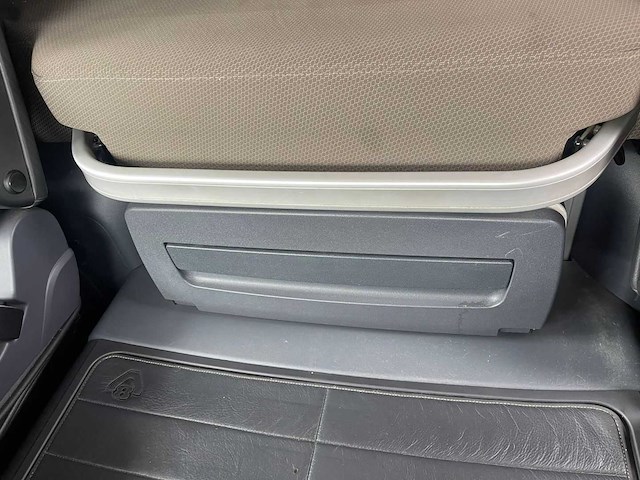 Scania - 2015 - r520 - show truck - retarder - leather seats - manuel - nl kenteken 84-bfv-4 - afbeelding 15 van  29