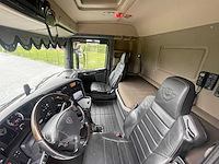 Scania - 2015 - r520 - show truck - retarder - leather seats - manuel - nl kenteken 84-bfv-4 - afbeelding 16 van  29