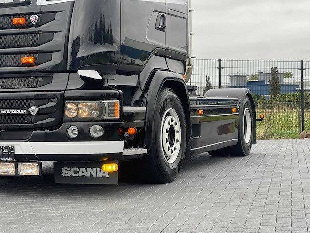 Scania - 2015 - r520 - show truck - retarder - leather seats - manuel - nl kenteken 84-bfv-4 - afbeelding 20 van  29