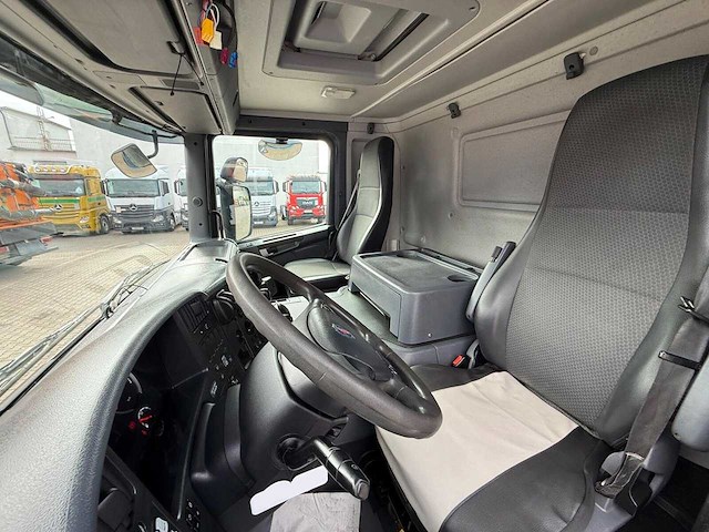 Scania - 2016 - p410 - vrachtwagen - afbeelding 4 van  24