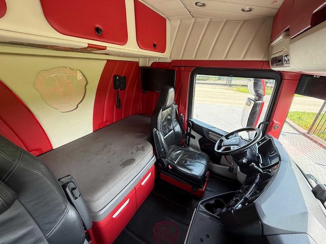 Scania - 2017 - s500 - showtruck - gestuurd - leer - 82-brz-5 - vrachtwagen - afbeelding 20 van  29