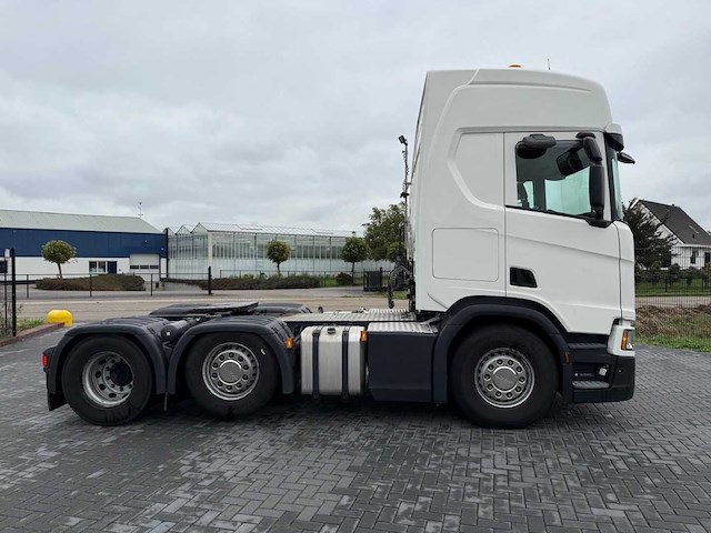 Scania - 2018 - r450 - retarder - twee tanks - gestuurde voorloper - top - vrachtwagen - afbeelding 11 van  30