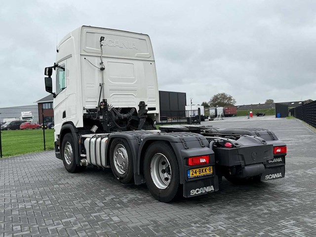 Scania - 2018 - r450 - retarder - twee tanks - gestuurde voorloper - top - vrachtwagen - afbeelding 13 van  30