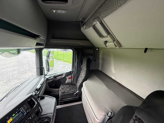 Scania - 2018 - r450 - retarder - twee tanks - gestuurde voorloper - top - vrachtwagen - afbeelding 19 van  30