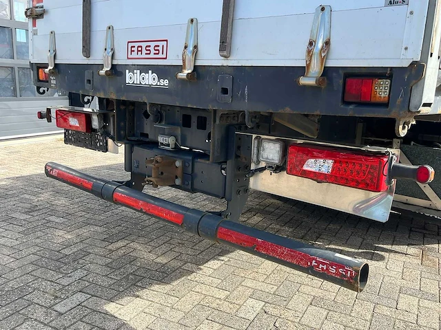 Scania - 6x2*4 - dag cabine - lll - fassi laadkraan - g410 - 2016 - vrachtwagen - afbeelding 4 van  29