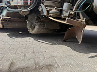 Scania - 94g 220 veegtruck - vrachtwagen - afbeelding 15 van  32
